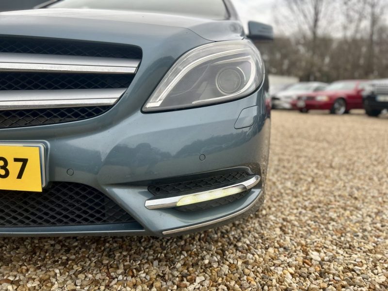MERCEDES CLASSE B B200 CDI 136 CLASSIC 2013