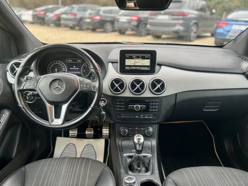 MERCEDES CLASSE B B200 CDI 136 CLASSIC 2013