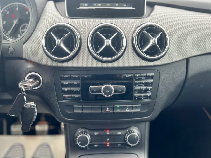 MERCEDES CLASSE B B200 CDI 136 CLASSIC 2013