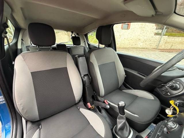RENAULT CLIO 1.5 DCI - dynamic  2011