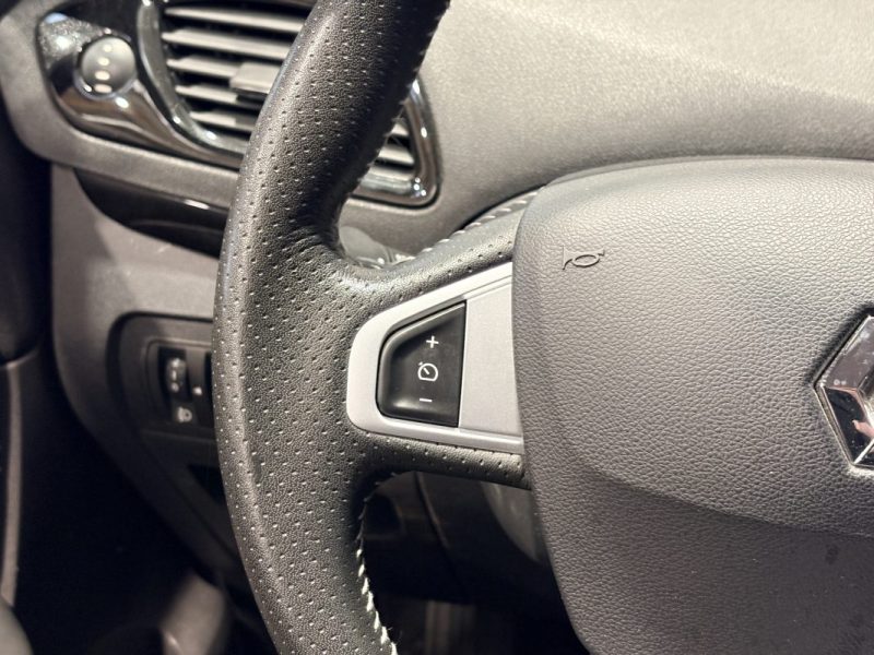 Renault Scenic  3 1.5 DCI 110ch  BOSE 6