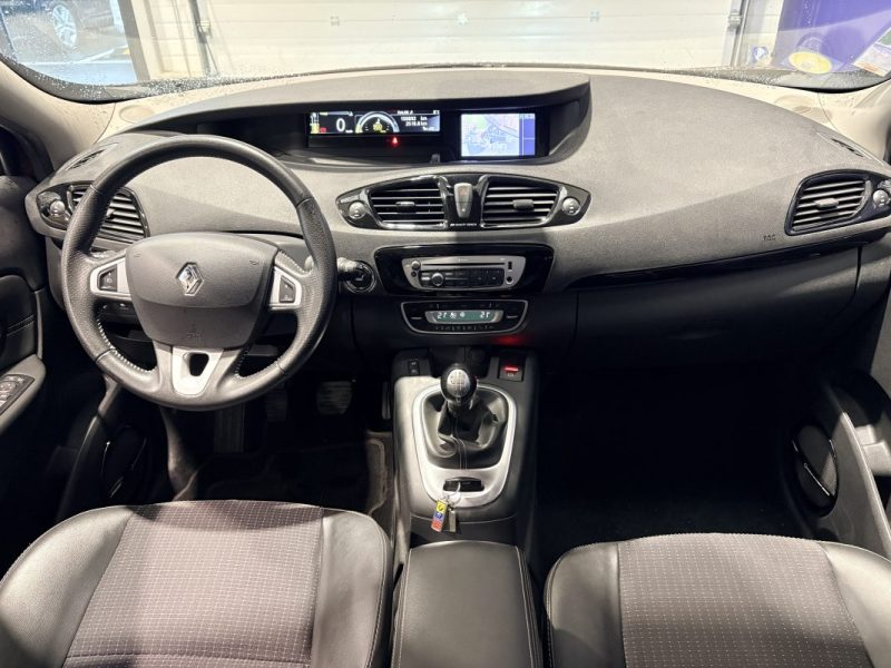 Renault Scenic  3 1.5 DCI 110ch  BOSE 6