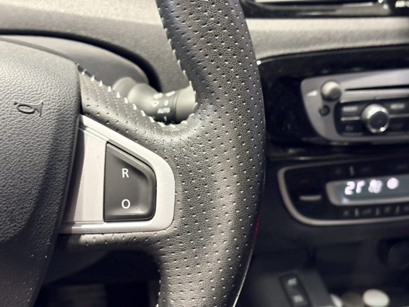 Renault Scenic  3 1.5 DCI 110ch  BOSE 6