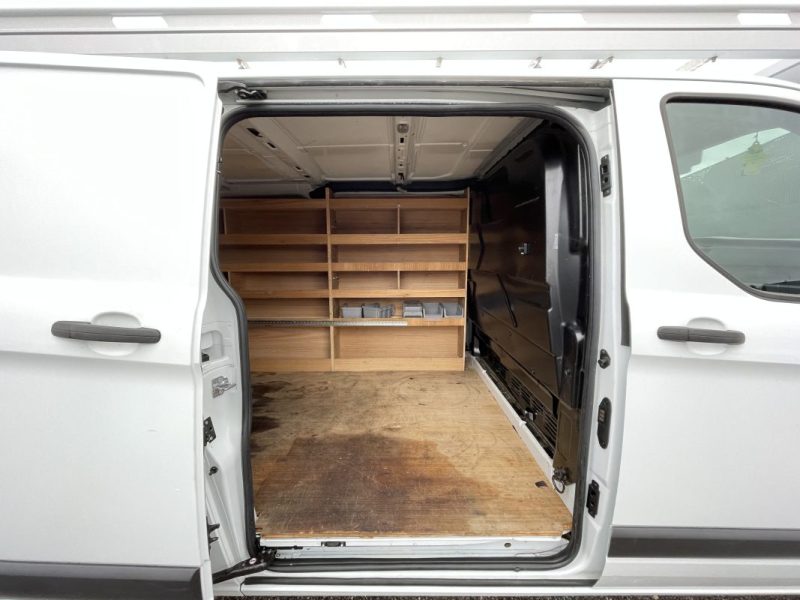 Ford Transit Custom ( 320 ) L2H1 2.0 EcoBlue 130ch Ambiente