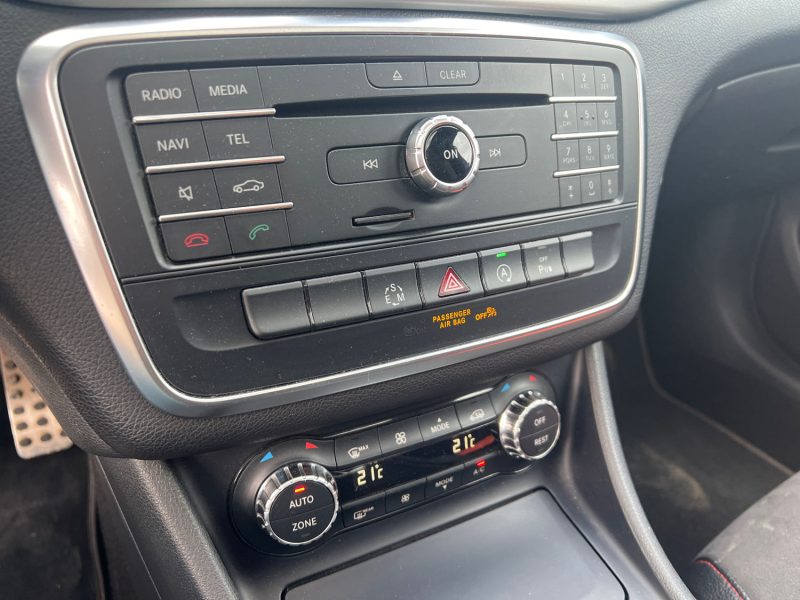 MERCEDES CLASSE CLA 117 SHOOTING SB CLA 220 CDI FASCINATION BA 2015