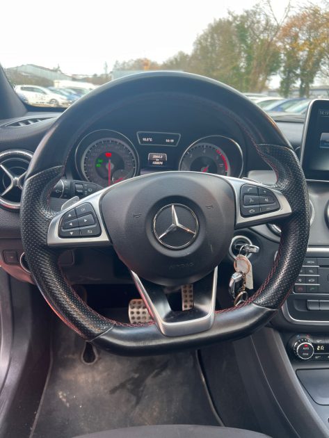 MERCEDES CLASSE CLA 117 SHOOTING SB CLA 220 CDI FASCINATION BA 2015