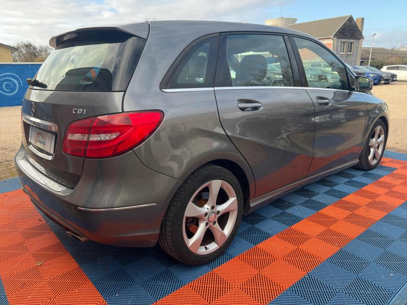 MERCEDES CLASSE B 200 CDi 1.8 CDi 16V 7G-DCT BlueEFFICIENCY 136 cv Boîte auto