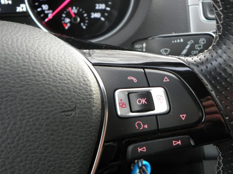 VOLKSWAGEN POLO 5 1.4 TDI 90 CH CROSS / 4 CH 2016