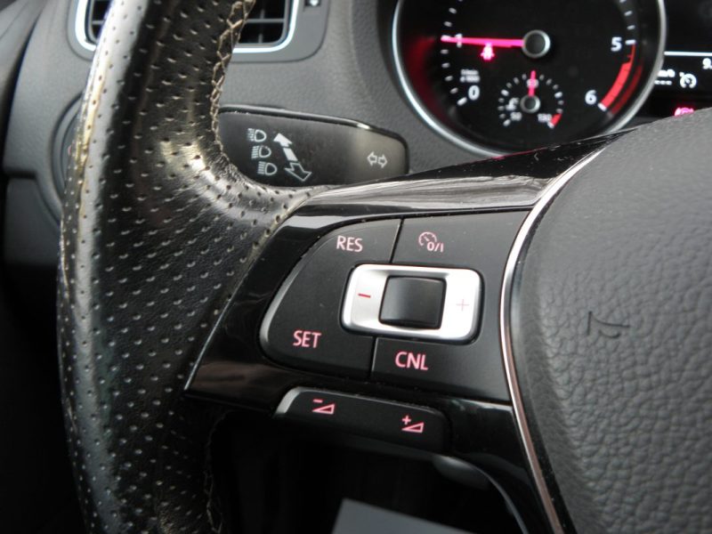 VOLKSWAGEN POLO 5 1.4 TDI 90 CH CROSS / 4 CH 2016