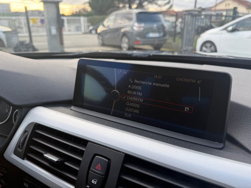 B.M.W. SERIE 3 318D 143CH MODERN 2012