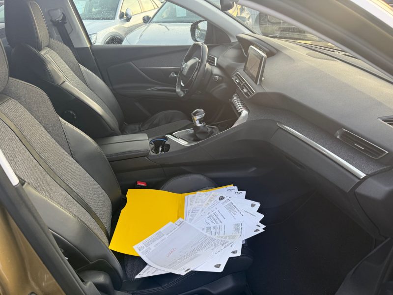 PEUGEOT 3008 1.2 PURE TECH 130 ALLURE GARANTIE 1ERE MAIN 