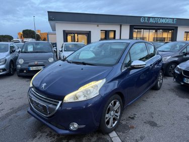 PEUGEOT 208 1.6 E-HDI 92CH FELINE TOIT PANO GARANTIE