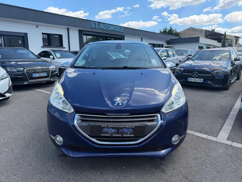 PEUGEOT 208 1.6 E-HDI 92CH FELINE TOIT PANO GARANTIE