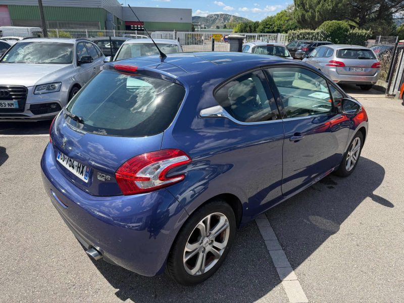PEUGEOT 208 1.6 E-HDI 92CH FELINE TOIT PANO GARANTIE