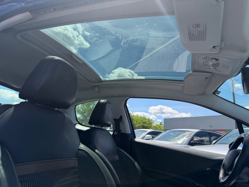 PEUGEOT 208 1.6 E-HDI 92CH FELINE TOIT PANO GARANTIE
