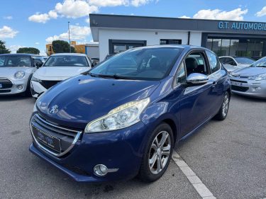 PEUGEOT 208 1.6 E-HDI 92CH FELINE TOIT PANO GARANTIE