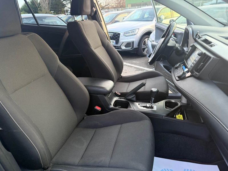 TOYOTA RAV4 - 4 HYBRIDE 2WD DYNAMIC 2018