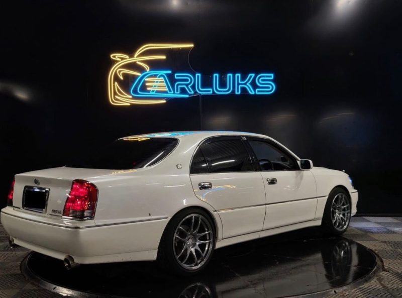 TOYOTA CROWN MAJESTA 3.0 220cv/ IMPORT JAPON + SUPRESSION DE SILENCIEUX + COMBINE FILTE / 