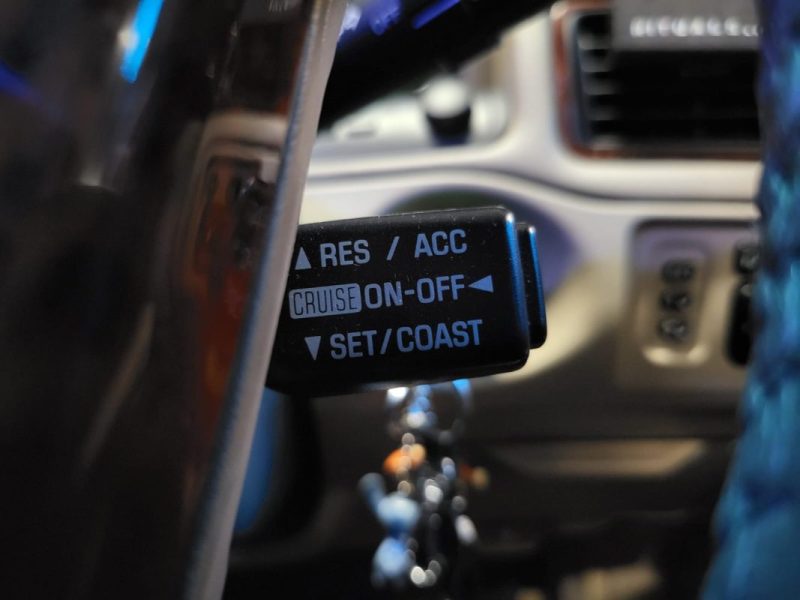 TOYOTA CROWN MAJESTA 3.0 220cv/ IMPORT JAPON + SUPRESSION DE SILENCIEUX + COMBINE FILTE / 