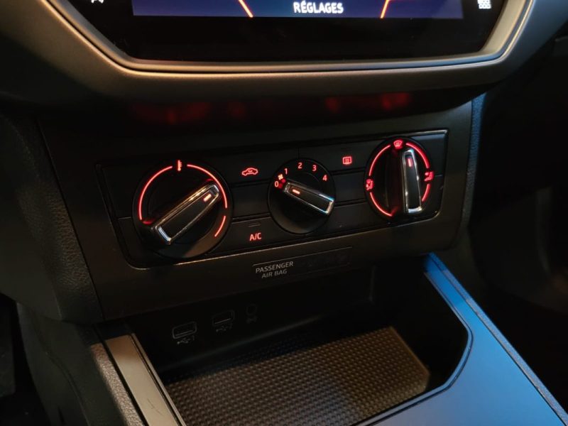 SEAT IBIZA 1.0 MPI 80cv URBAN BVM5 CARPLAY / GPS / RADARS DE RECUL