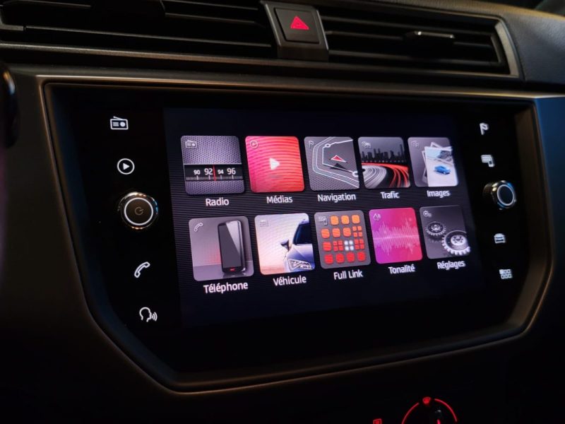 SEAT IBIZA 1.0 MPI 80cv URBAN BVM5 CARPLAY / GPS / RADARS DE RECUL