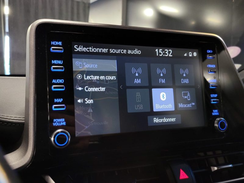 TOYOTA C-HR  122H DYNAMIC BUSINESS / CAMERA DE RECUL / SIEGES CHAUFFANT 