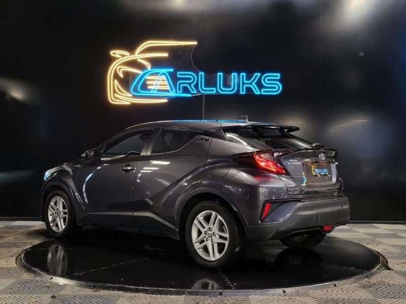 TOYOTA C-HR  122H DYNAMIC BUSINESS / CAMERA DE RECUL / SIEGES CHAUFFANT 