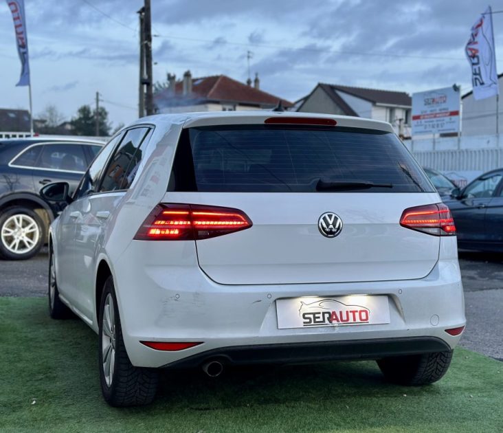 VOLKSWAGEN GOLF VII 1.6 TDI 110 ALLSTAR DSG