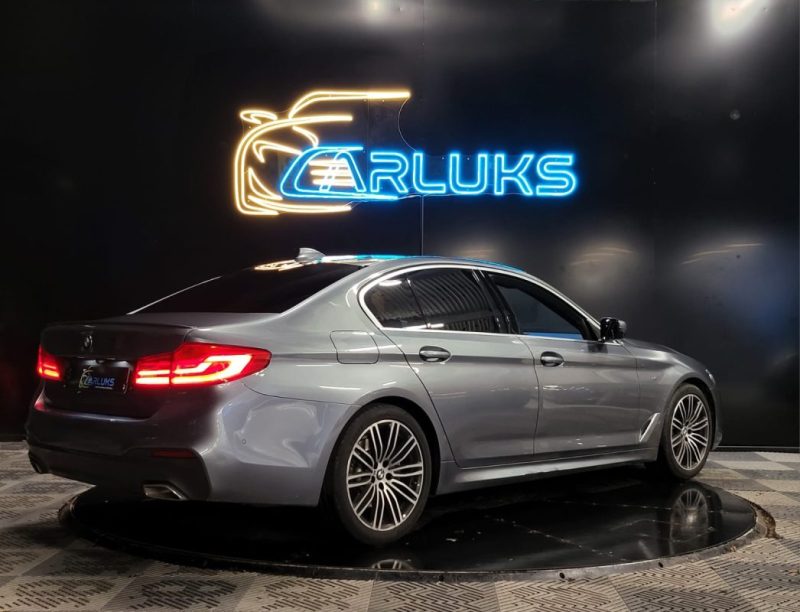 BMW SERIE 5 520i G30 184CV M SPORT STAGE 1 SHIFTECH TOIT OUVRANT / 360° / CARPLAY SUIVI BMW