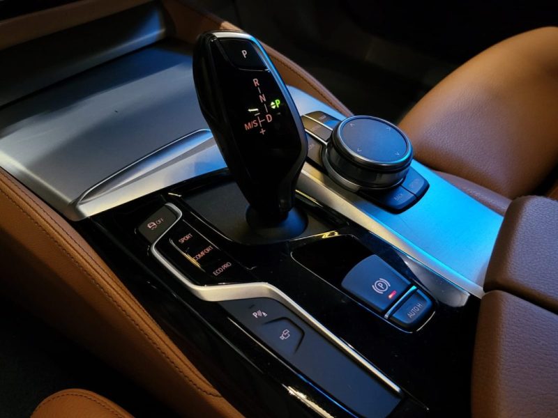 BMW SERIE 5 520i G30 184CV M SPORT STAGE 1 SHIFTECH TOIT OUVRANT / 360° / CARPLAY SUIVI BMW