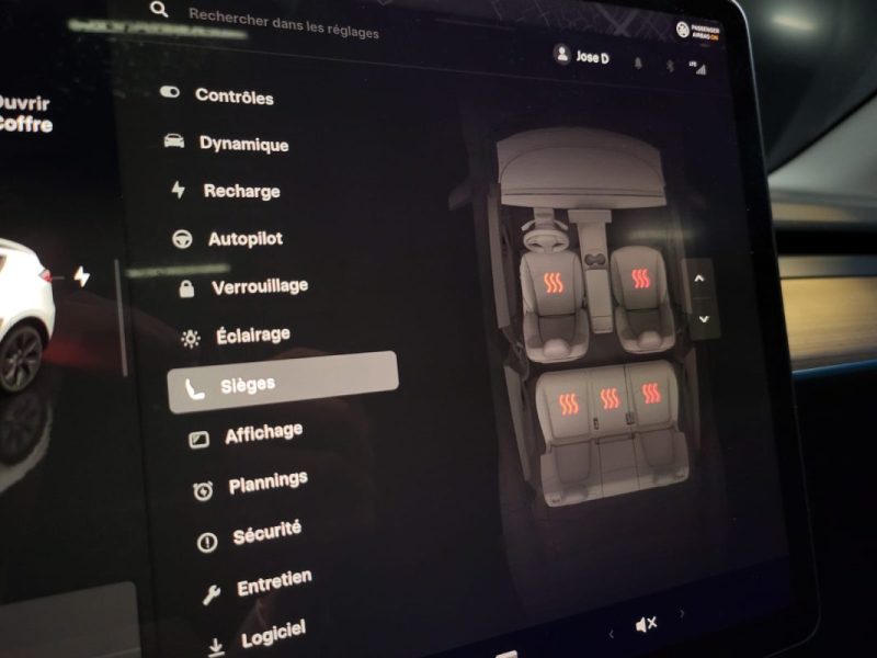 TESLA MODEL Y RWD LONG RANGE GRANDE AUTONOMIE PROPULSION 1ER MAIN 2024