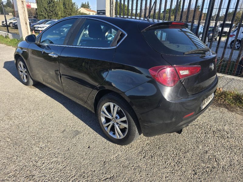 ALFA ROMEO GIULIETTA 1.6 JTDM 105CH VENTE A PROS  2010