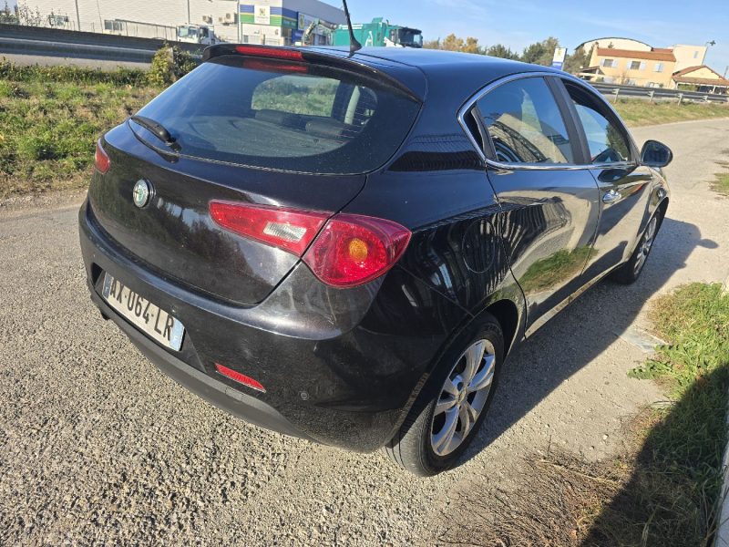 ALFA ROMEO GIULIETTA 1.6 JTDM 105CH VENTE A PROS  2010