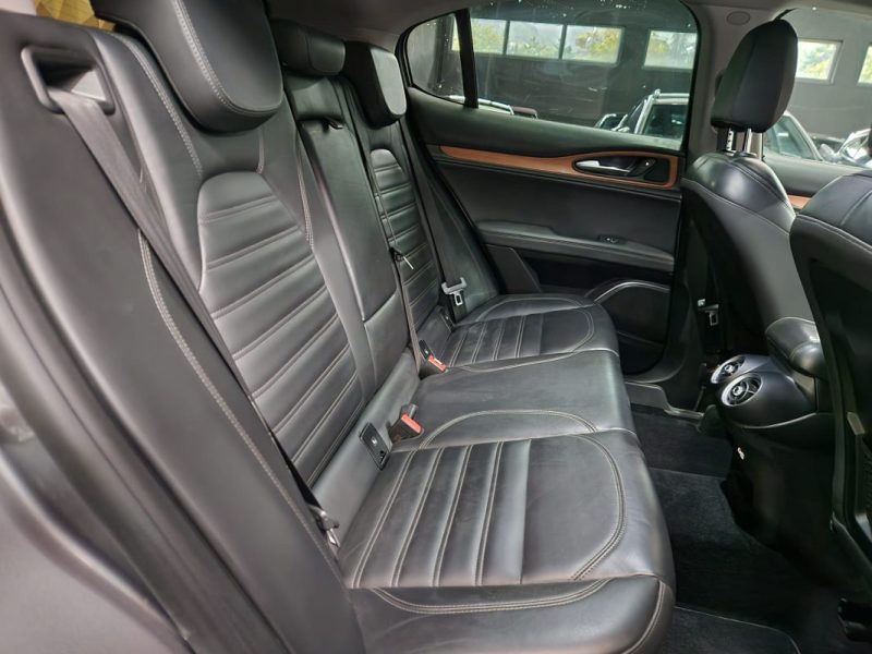 ALFA ROMEO STELVIO 2.0 TURBO 280 SUPER Q4 AT8*CAMERA*CUIR* 2017