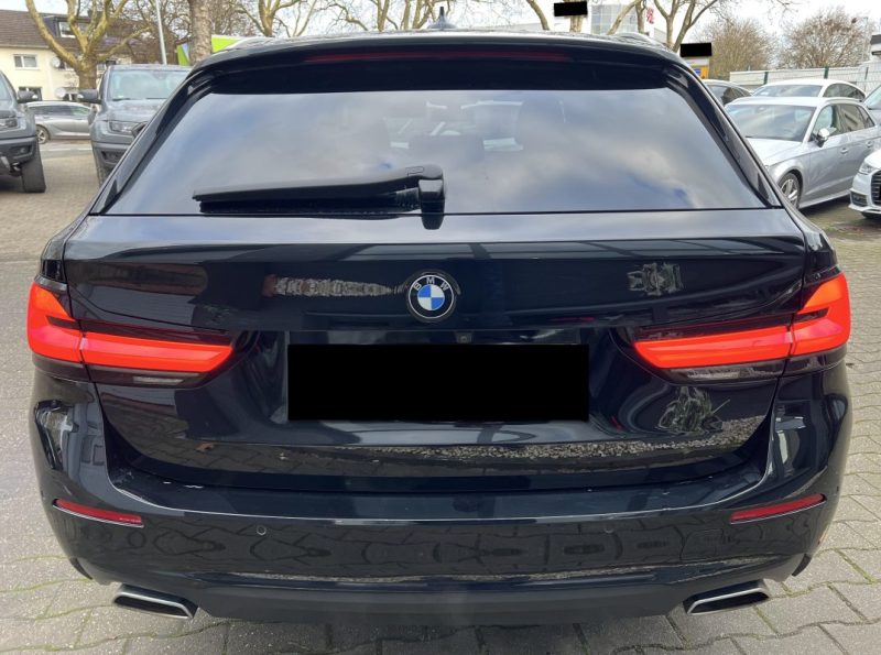 BMW SERIE 5 G31 TOURING 520D Model 2021 190 LUXURY BVA8*LIVE COCKPIT*CAMERA*CUIR* 