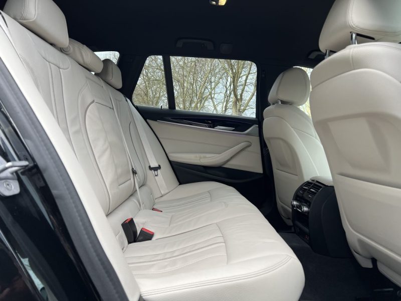 BMW SERIE 5 G31 TOURING 520D Model 2021 190 LUXURY BVA8*LIVE COCKPIT*CAMERA*CUIR* 