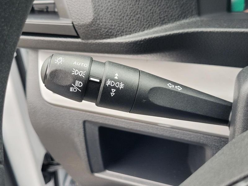 Citroën Jumpy M 2.2 BlueHDi 150 EAT8 3pl PackConnectivite PackLook ModuWork Camera