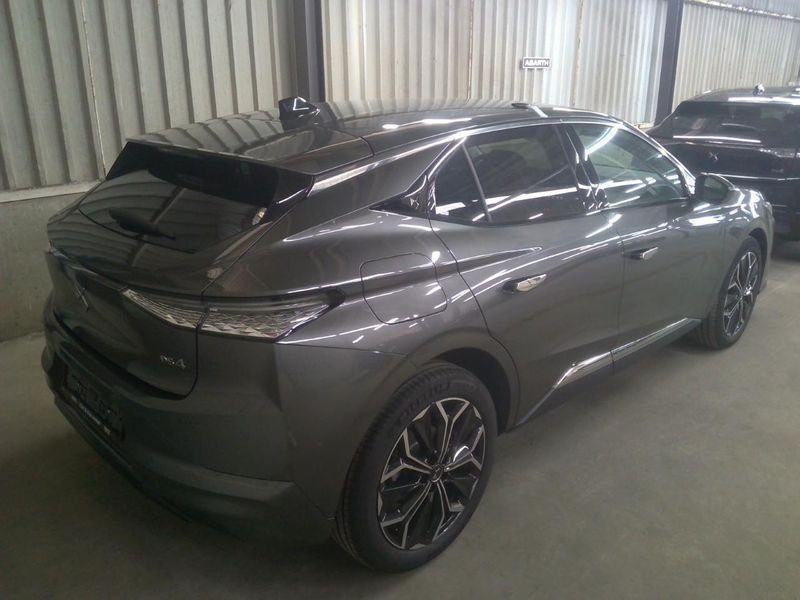 DS DS 4 1.2i Hybride 136 Etoile Cuir e-DCS6 GPS ADML ACC Radar Av/Ar Camera360