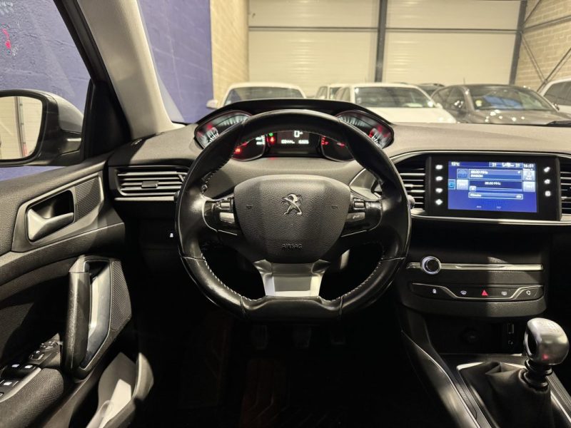 Peugeot 308 SW 1.2 130ch Allure – Toit panoramique – Distribution OK – Suivi complet