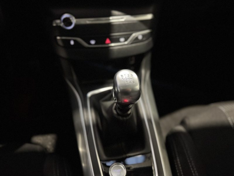 Peugeot 308 SW 1.2 130ch Allure – Toit panoramique – Distribution OK – Suivi complet