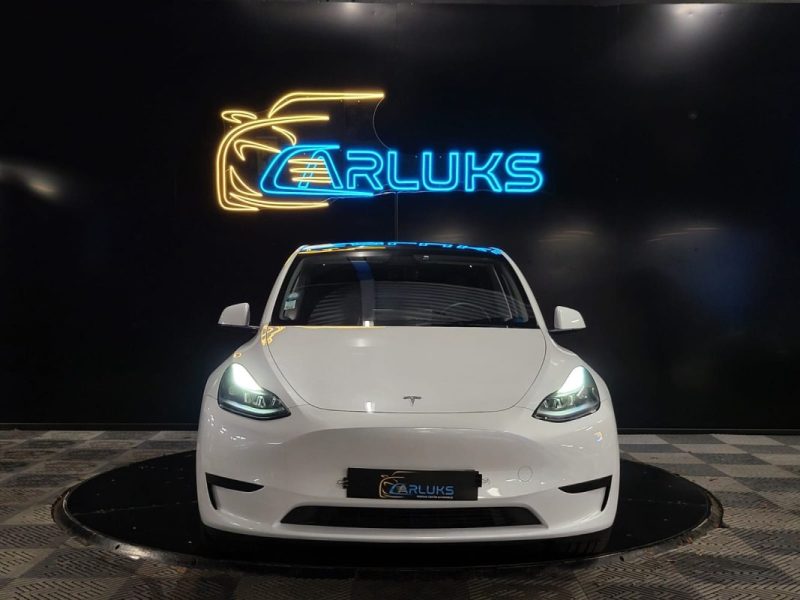 TESLA MODEL Y STANDARD RANGE PROPULSION 60KWH 299CV RWD / ATTELAGE + AUTOPILOT + TOIT PANORAMIQUE /