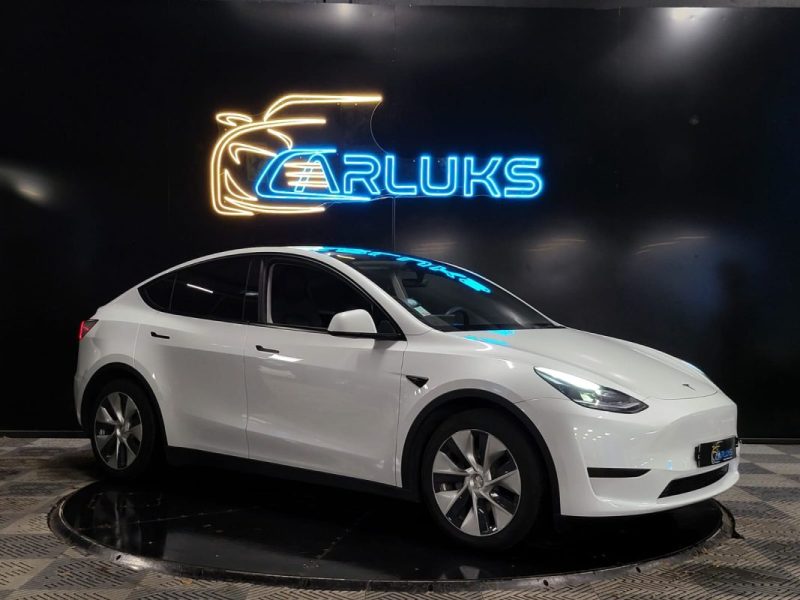 TESLA MODEL Y STANDARD RANGE PROPULSION 60KWH 299CV RWD / ATTELAGE + AUTOPILOT + TOIT PANORAMIQUE /