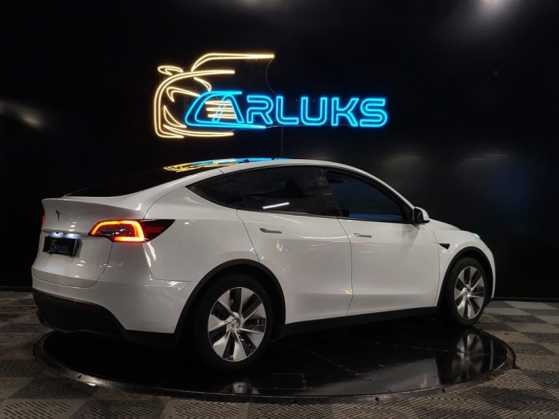TESLA MODEL Y STANDARD RANGE PROPULSION 60KWH 299CV RWD / ATTELAGE + AUTOPILOT + TOIT PANORAMIQUE /