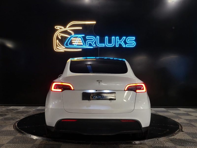 TESLA MODEL Y STANDARD RANGE PROPULSION 60KWH 299CV RWD / ATTELAGE + AUTOPILOT + TOIT PANORAMIQUE /