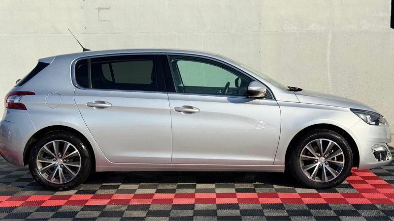 PEUGEOT 308 II 1.2 PURETECH 130CH ALLURE S&S 5P 2017