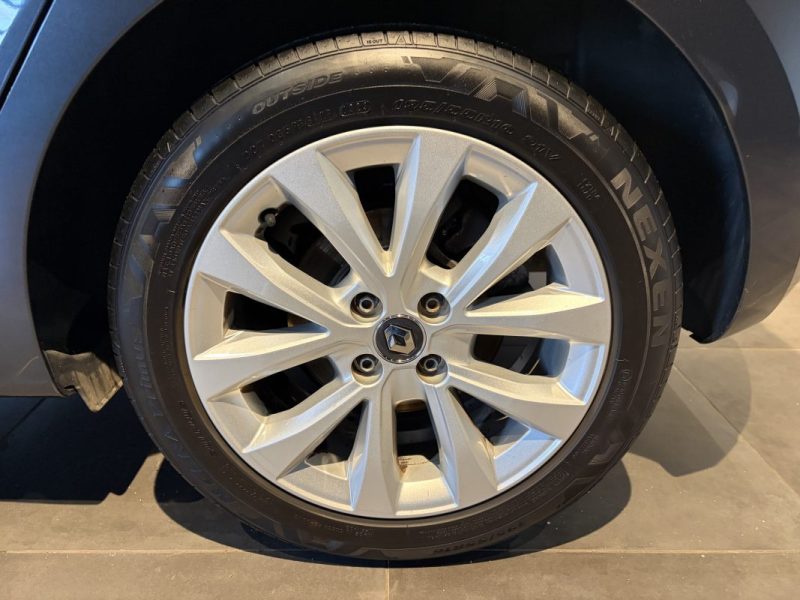 RENAULT CLIO 5 1.0 TCE 100 INTENS - SUIVI COMPLET - 4 ROUES NEIGE - CAMERA - MAINS LIBRES - FULL LED  2020