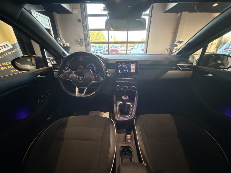 RENAULT CLIO 5 1.0 TCE 100 INTENS - SUIVI COMPLET - 4 ROUES NEIGE - CAMERA - MAINS LIBRES - FULL LED  2020