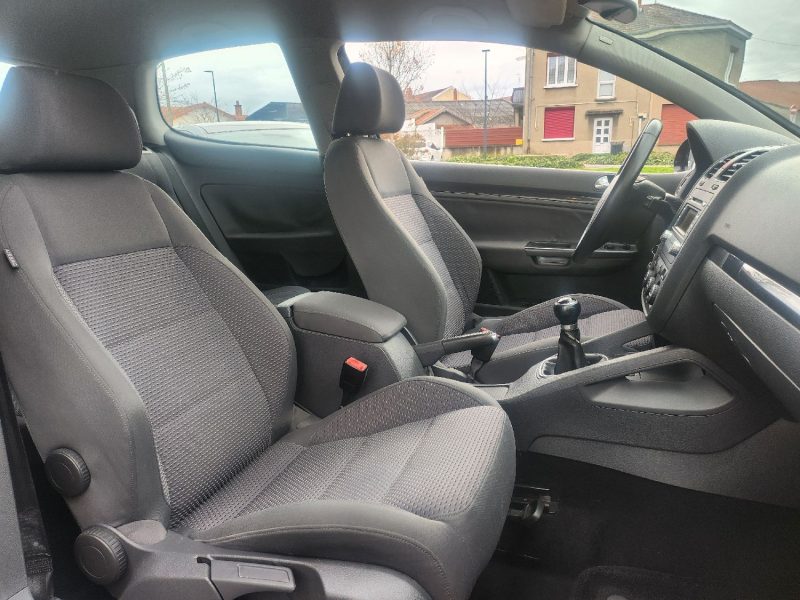 VOLKSWAGEN GOLF 5 GT 1.4 TSI 170 CH 