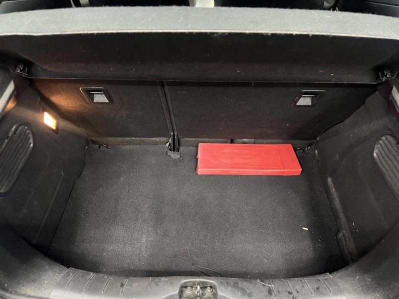 Ds DS3 1.2i 82ch Be Chic | 136 000 KM | GPS | Carplay | Radars