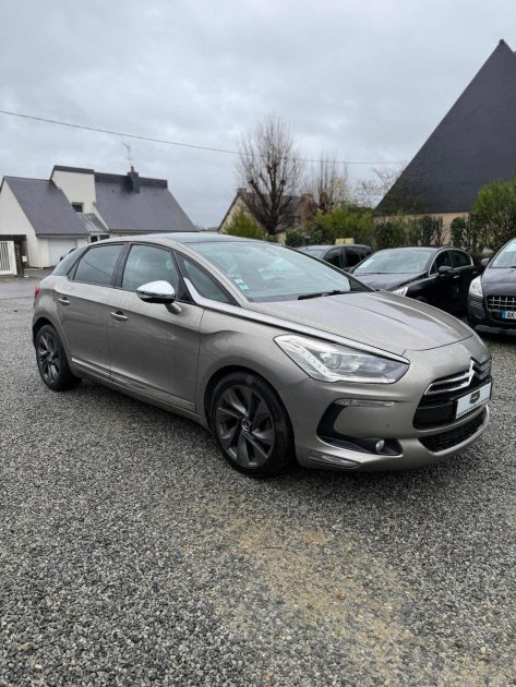 CITROEN DS5 1.6 THP 155 SO CHIC BOITE AUTOMATIQUE